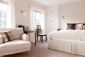 Hurtwood Hotel