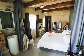 Talbot and Bons Boutique Bed & Breakfast