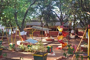 Gujarat Bhavan Hotel
