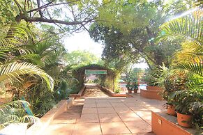 Gujarat Bhavan Hotel