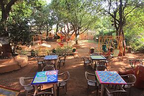 Gujarat Bhavan Hotel