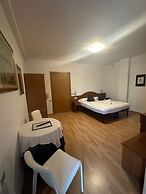 Athos Hotel