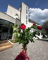 Athos Hotel