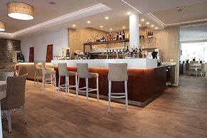 Athos Hotel
