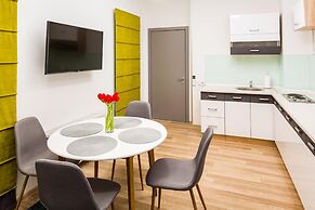 Apart Hotel Code 10