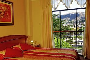 Hotel Sierra Dorada