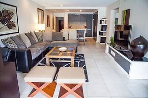 131 Luxury Swimout