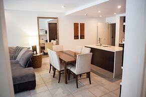 131 Luxury Swimout