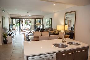 131 Luxury Swimout