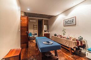 Penh House Hotel