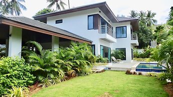 3 Bedroom Private Pool Villa Flora