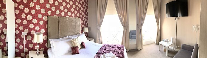 Marina Court Hotel
