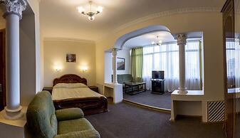 Primorskaya Hotel
