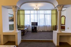 Primorskaya Hotel