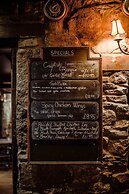The George Hotel