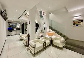 Monaco Suites Hotel