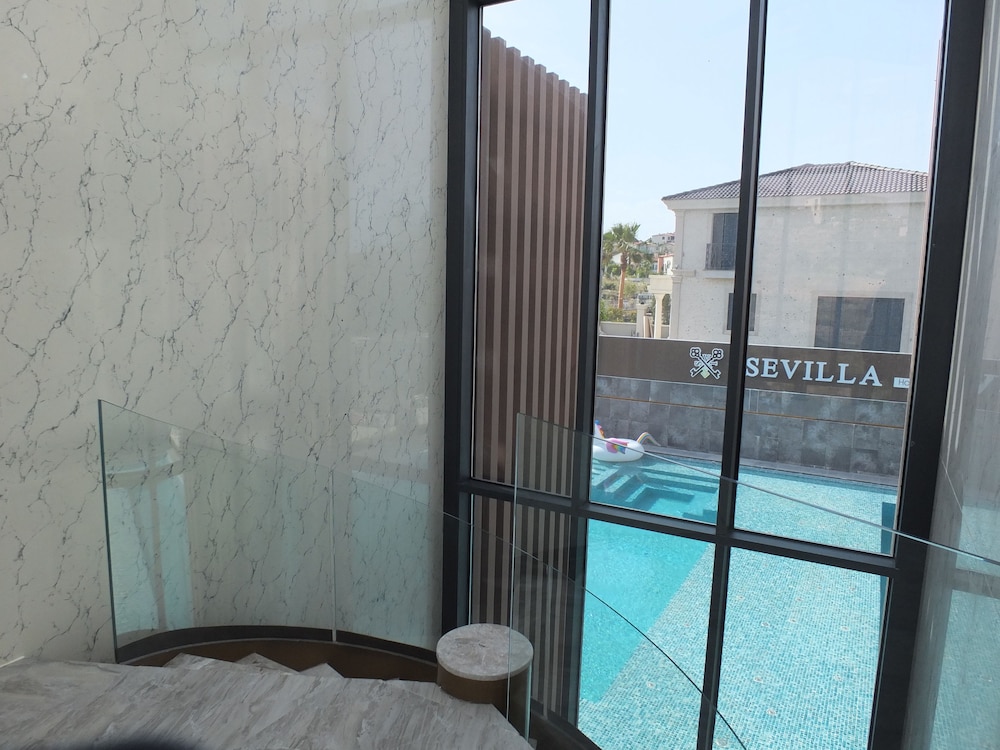Sevilla Otel