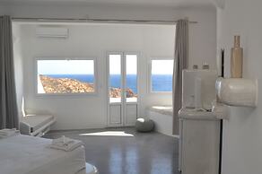 Golden Beach Resort Anafi