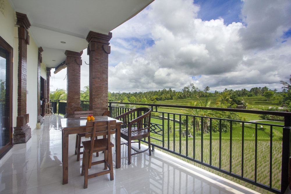 Purnama Guest House