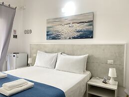 B&B Fellini