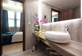 The Hive Hotel