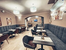 Alfons Boutique Hotel