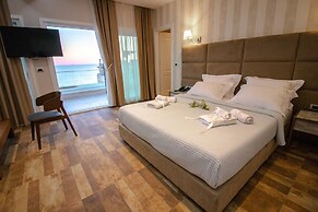 Blue Marine Hotel