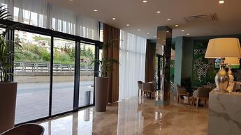 Blue Marine Hotel