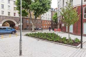 Eson2 - Chancery Lane Hideaway