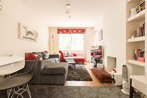 Eson2 - Chancery Lane Hideaway