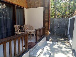 Krisna Bungalows & Restaurant