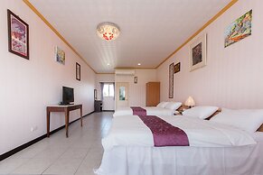 512 Huts Homestay
