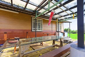 512 Huts Homestay