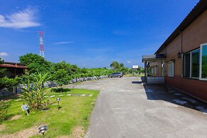512 Huts Homestay