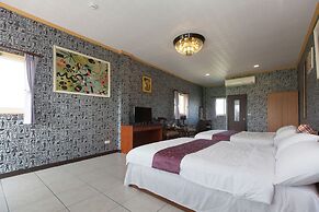 512 Huts Homestay