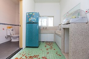 512 Huts Homestay