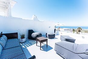 Kalamia Cave House