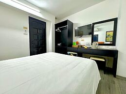 Hanoi Elpis Hotel