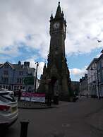 The White Lion Hotel