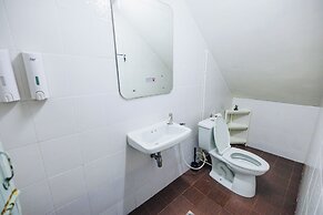 Sleeper  House
