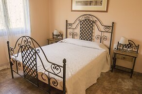 Villa Lola