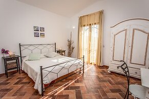 Dolce Luna Bed and Breakfast