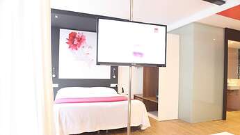 Hotel The Element