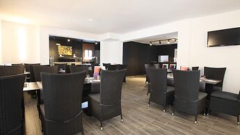 Hotel The Element