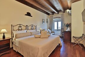 Castello Castriota Scanderbeg Suites De Charme