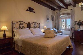 Castello Castriota Scanderbeg Suites De Charme