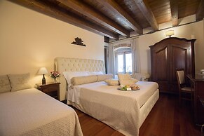 Castello Castriota Scanderbeg Suites De Charme