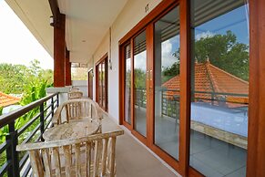 Avisaravilla and Guest House