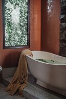Grand Ashanti Villa