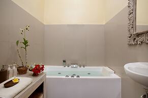Grand Ashanti Villa